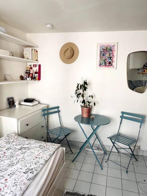 Appartement Cute Marais Private Studio For 2 à Paris Extérieur photo